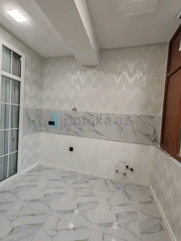 Satılır 4 otaqlı yeni tikili 103 m²
