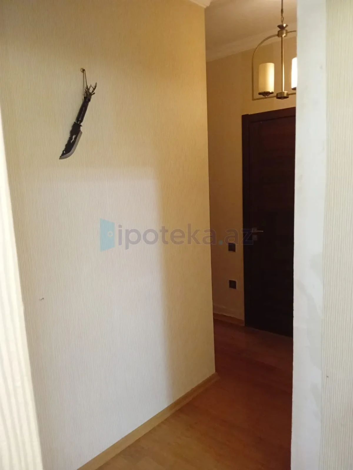Satılır 3 otaqlı yeni tikili 85 m²
