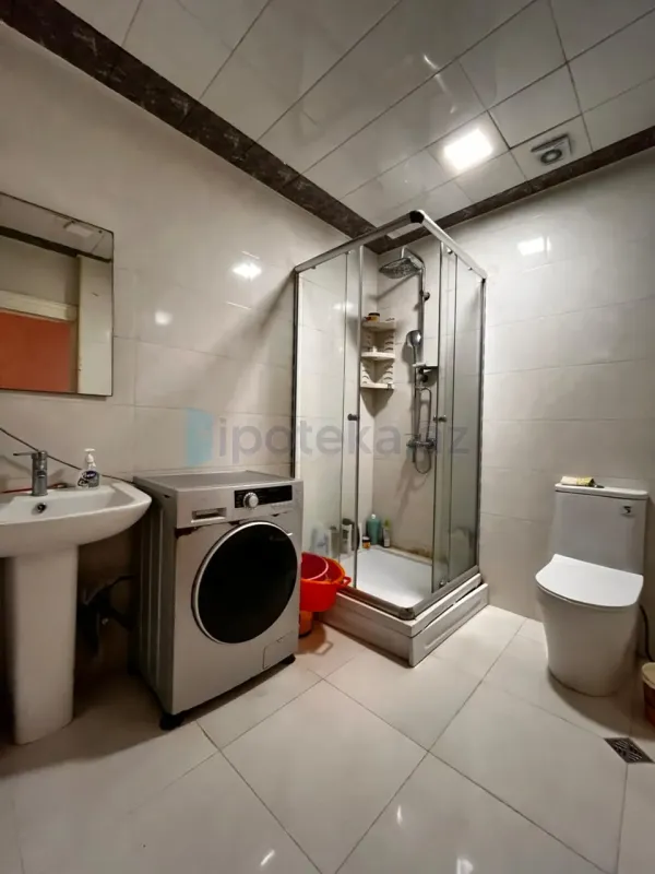 Satılır 3 otaqlı yeni tikili 110 m²