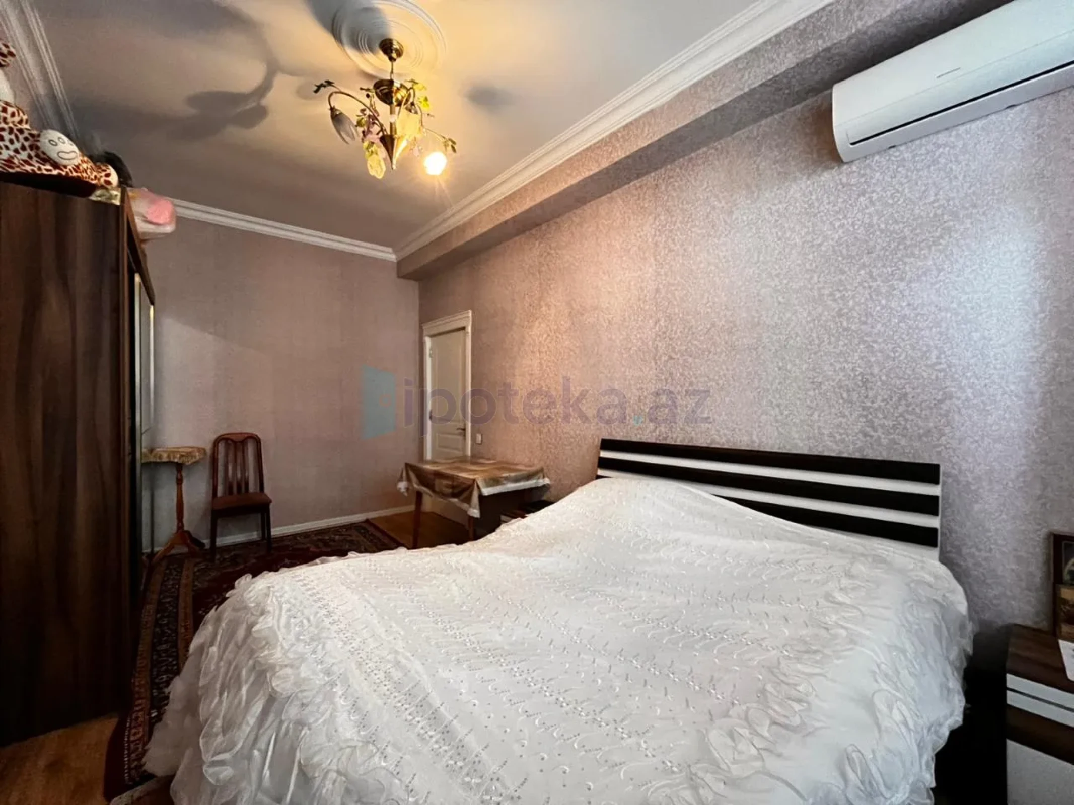 Satılır 3 otaqlı yeni tikili 110 m²