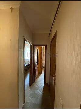 Satılır 4 otaqlı köhnə tikili 100 m²