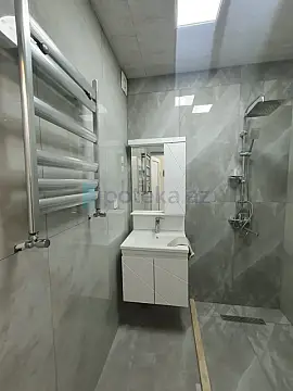 Satılır 3 otaqlı köhnə tikili 60 m²