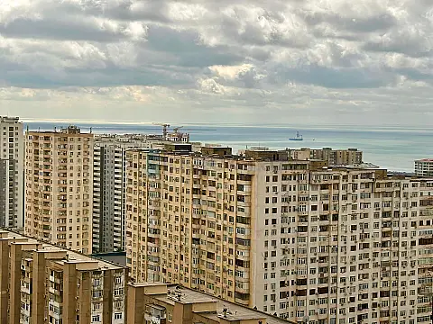 Satılır 3 otaqlı yeni tikili 105 m²
