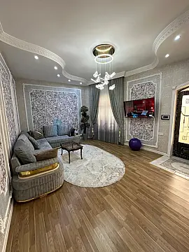 Satılır 4 otaqlı həyət evi 160 m²