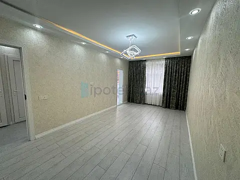 Satılır 3 otaqlı köhnə tikili 65 m²