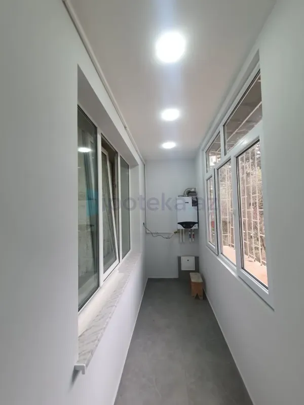 Satılır 2 otaqlı köhnə tikili 60 m²