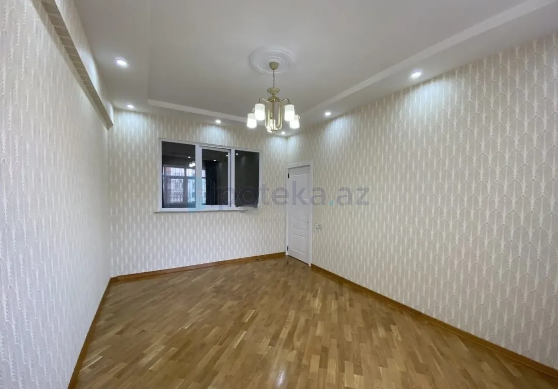 Satılır 3 otaqlı yeni tikili 84 m²