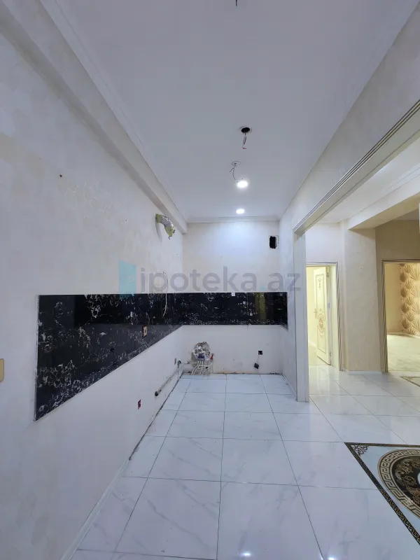 Satılır 3 otaqlı yeni tikili 95 m²