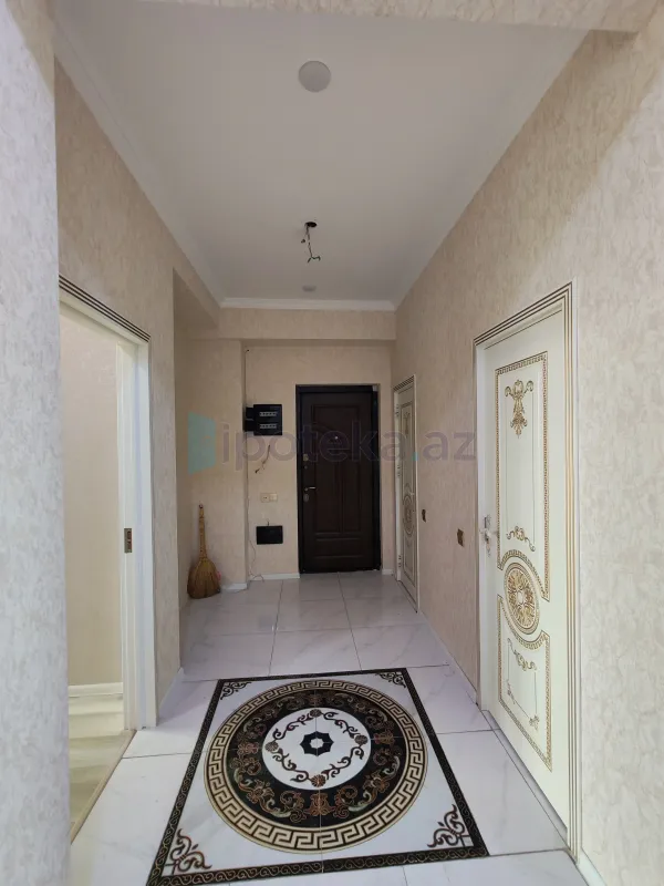 Satılır 3 otaqlı yeni tikili 95 m²