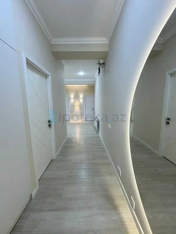 Satılır 3 otaqlı yeni tikili 126 m²