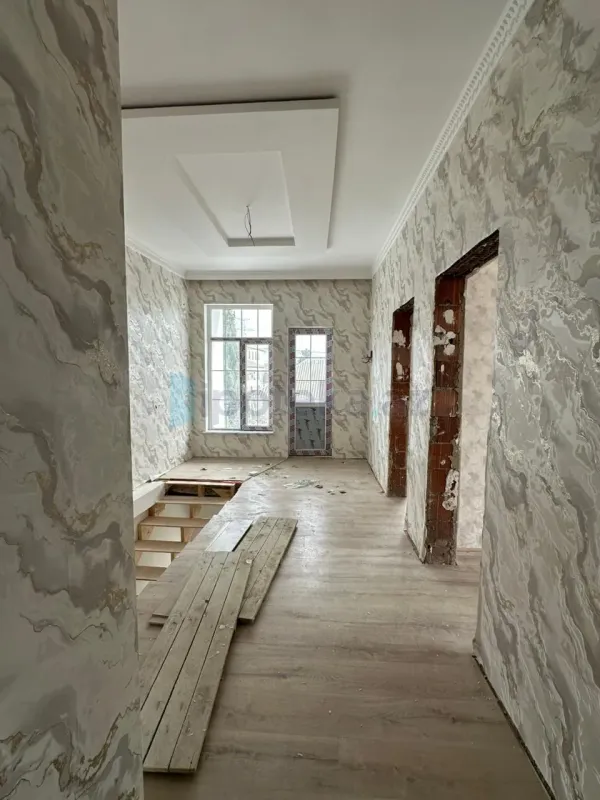 Satılır 6 otaqlı həyət evi 120 m²