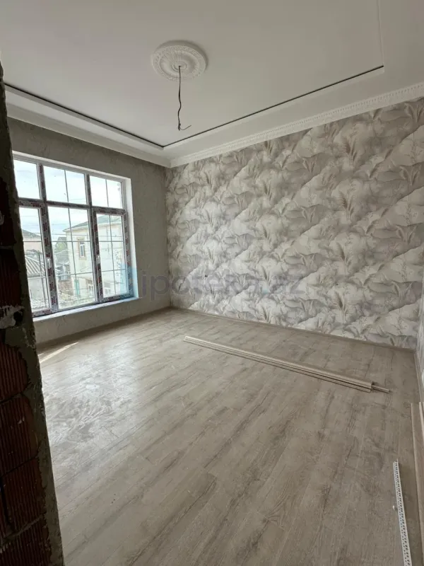 Satılır 6 otaqlı həyət evi 120 m²