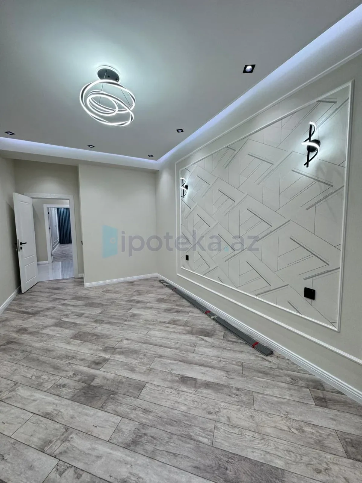 Satılır 3 otaqlı yeni tikili 90 m²