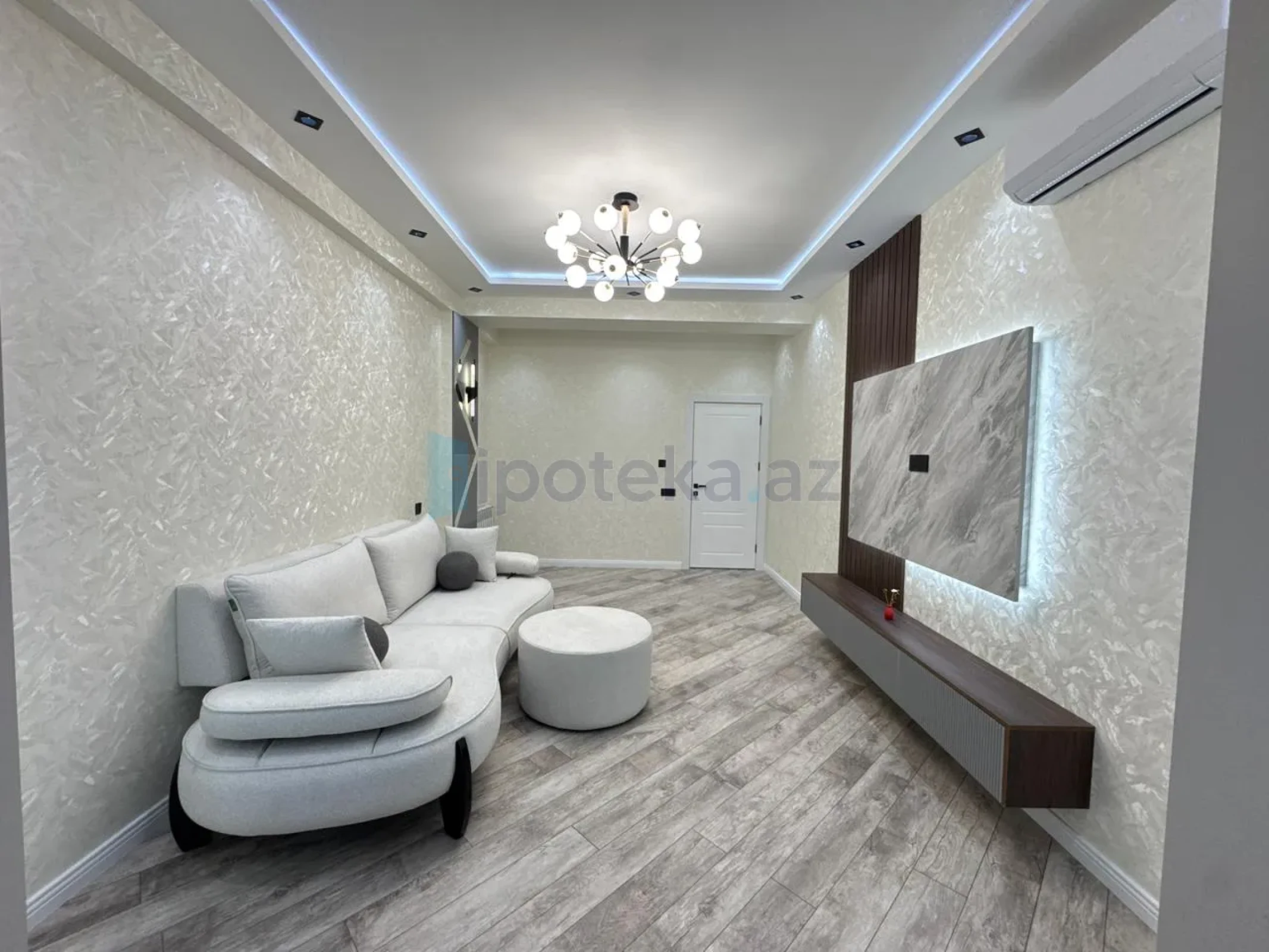 Satılır 3 otaqlı yeni tikili 90 m²