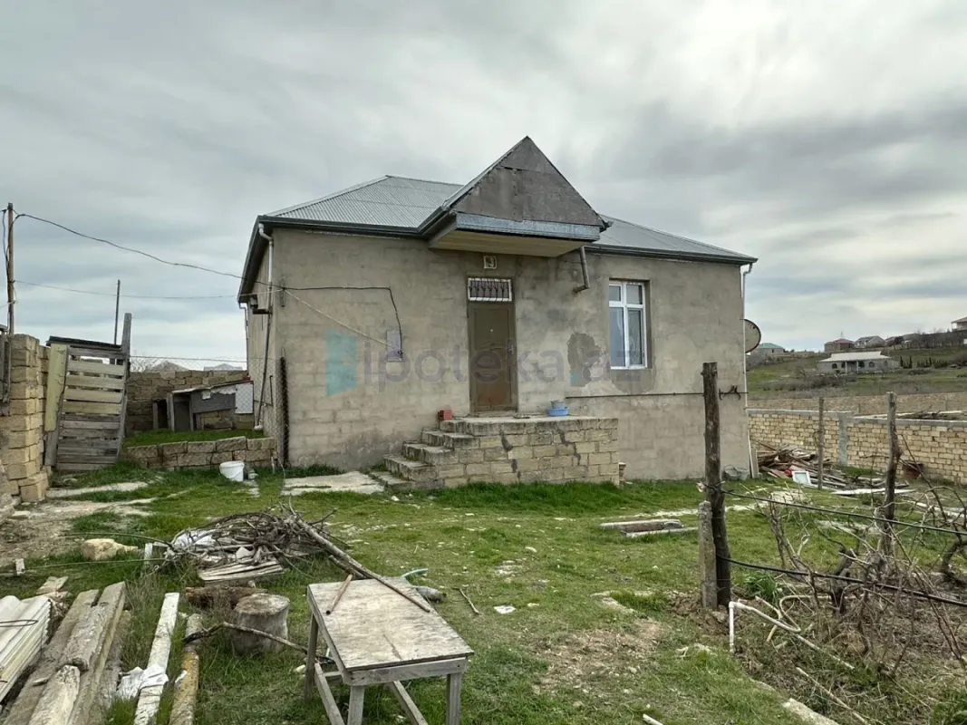 Satılır 3 otaqlı həyət evi 80 m²