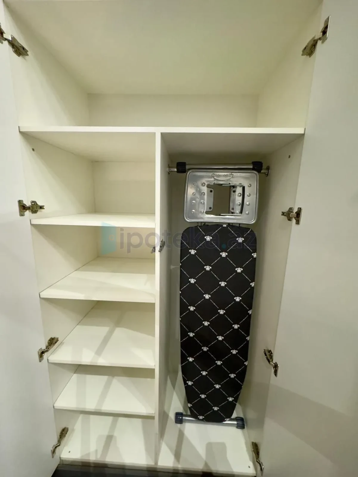 Satılır 1 otaqlı köhnə tikili 50 m²