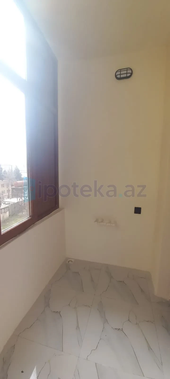 Satılır 4 otaqlı yeni tikili 97 m²