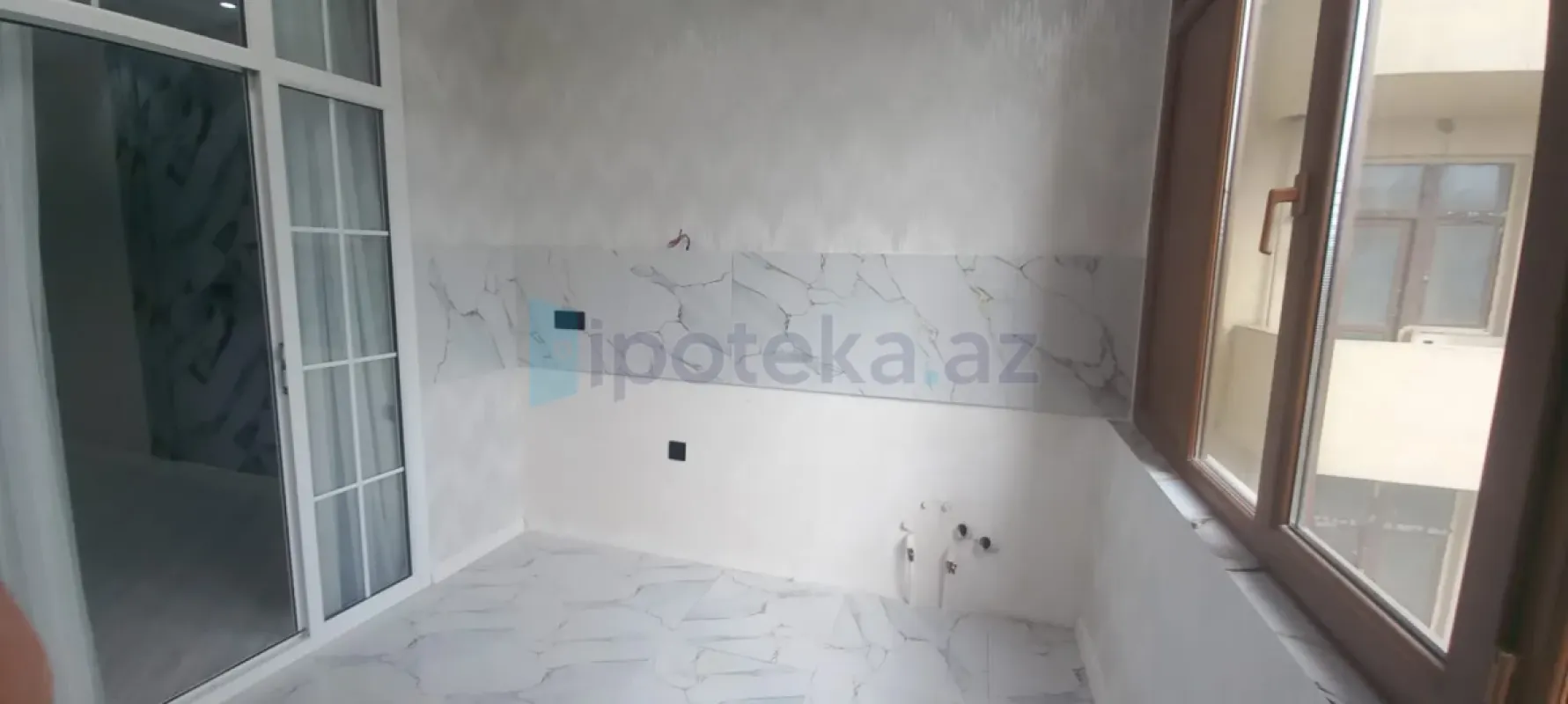Satılır 4 otaqlı yeni tikili 97 m²