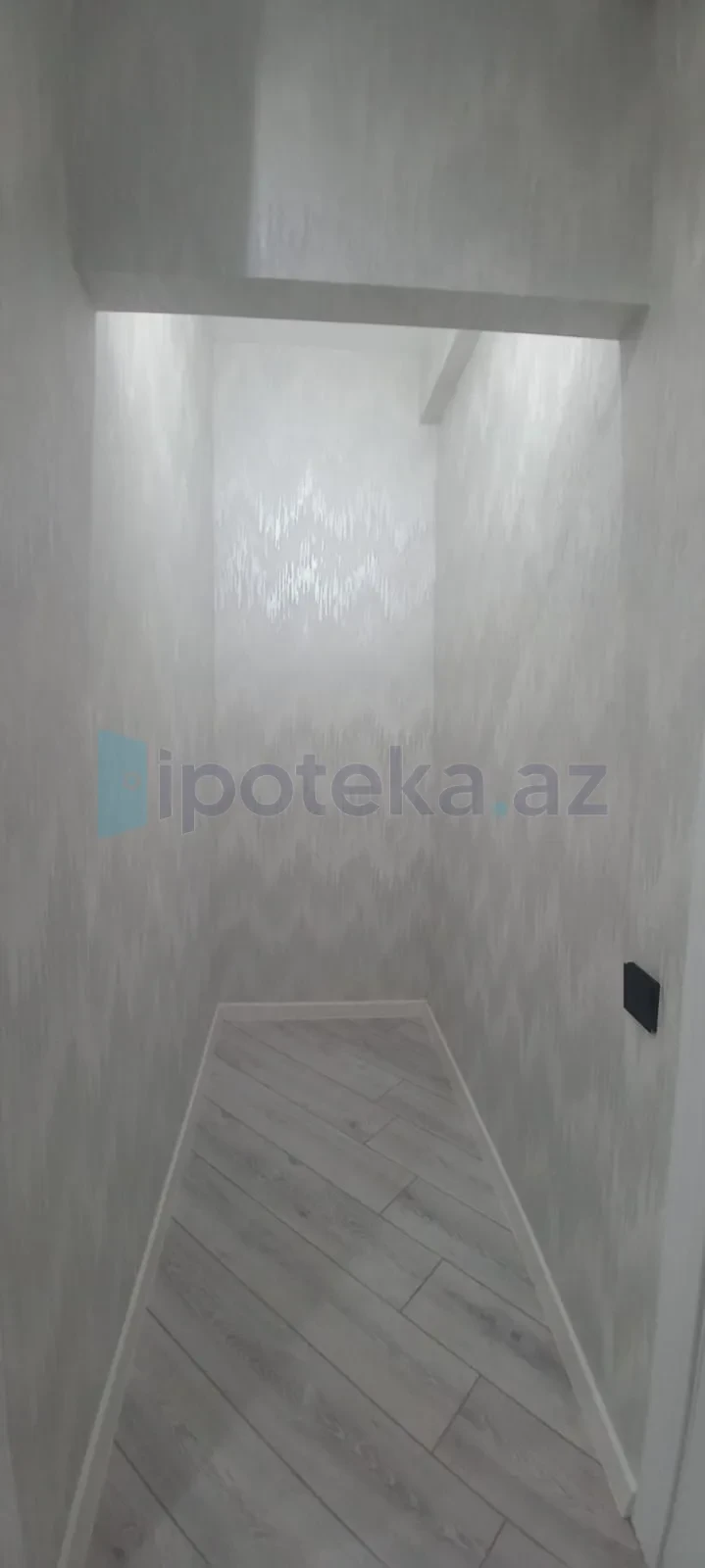 Satılır 4 otaqlı yeni tikili 97 m²