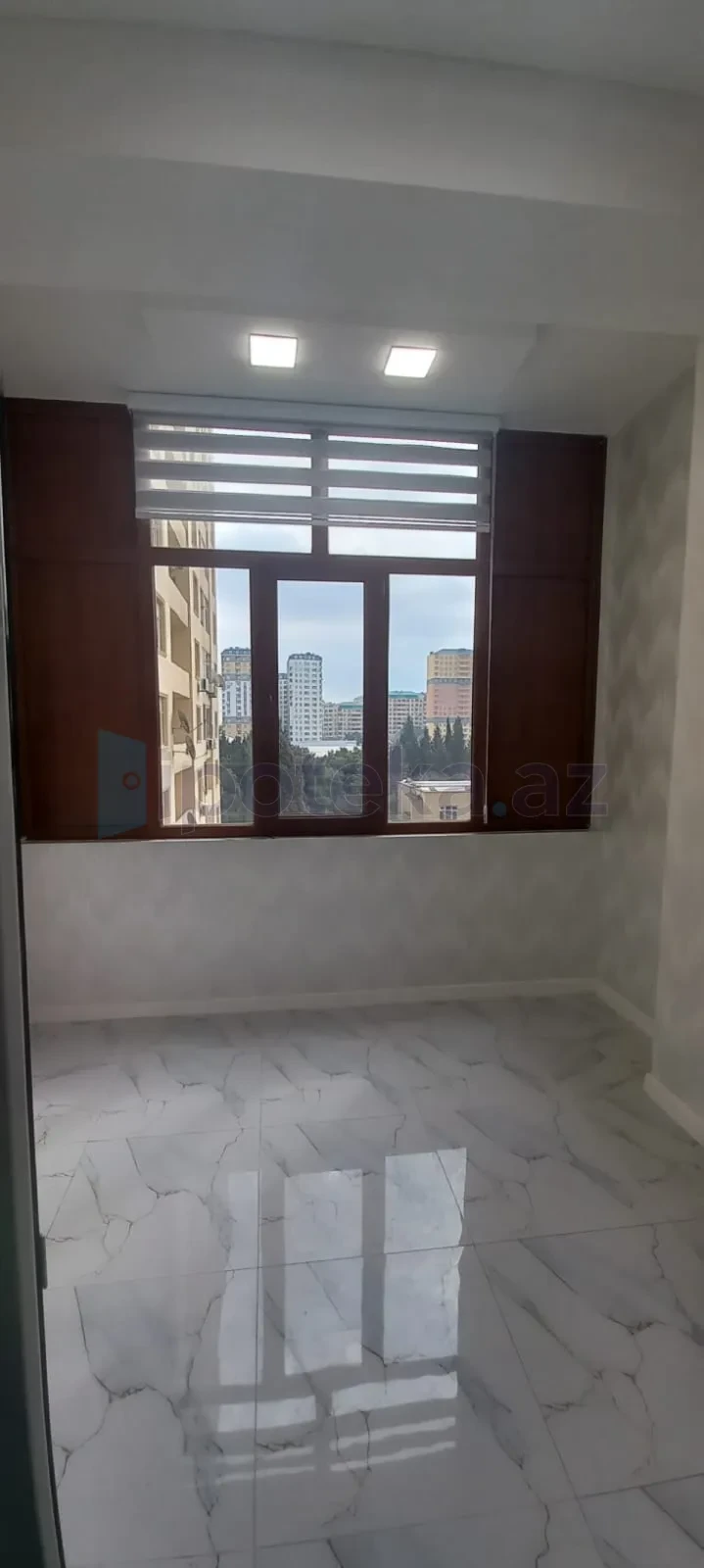 Satılır 4 otaqlı yeni tikili 97 m²