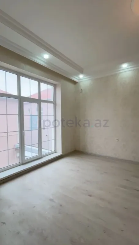 Satılır 4 otaqlı həyət evi 105 m²