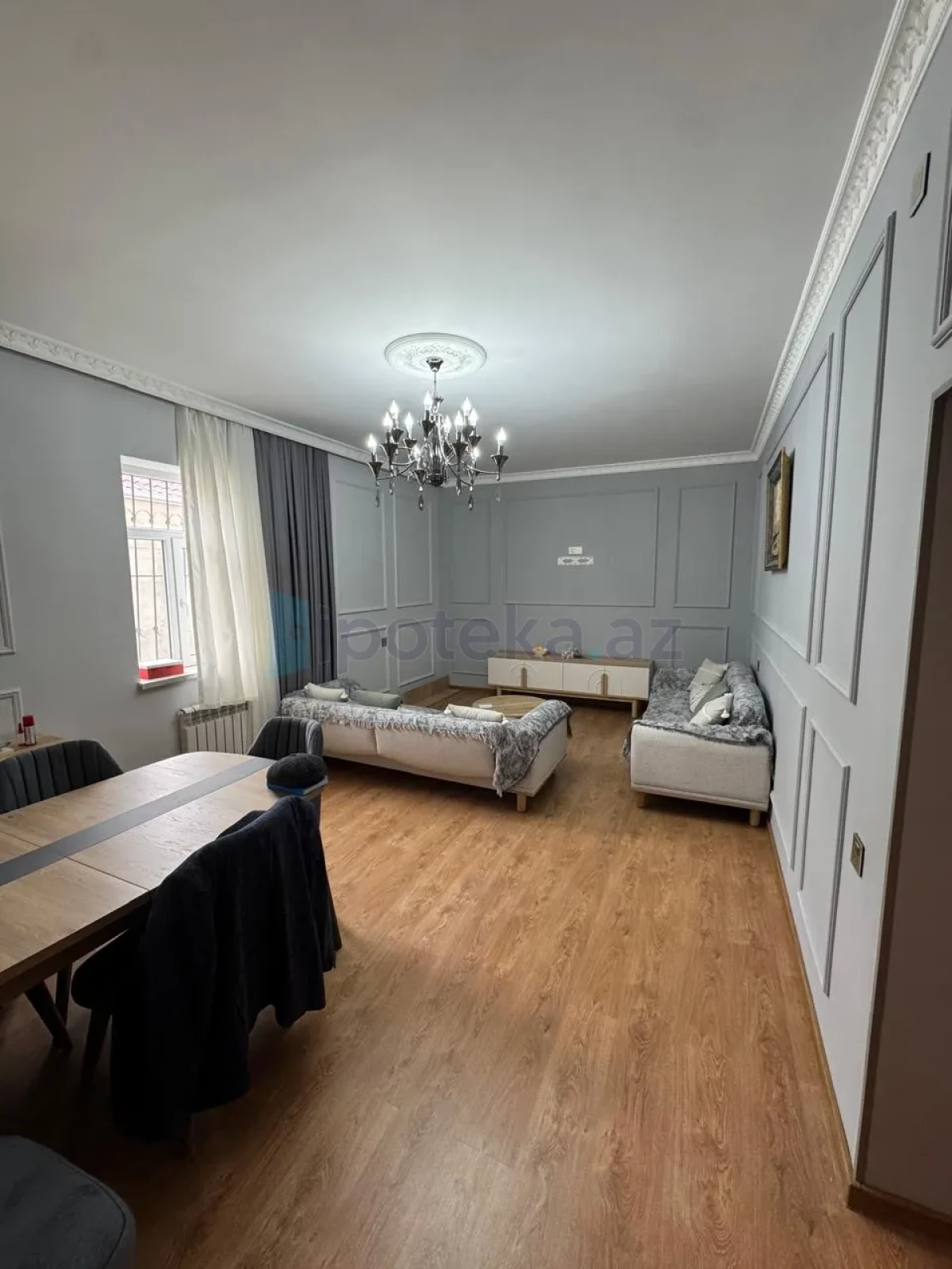 Satılır 5 otaqlı həyət evi 200 m²