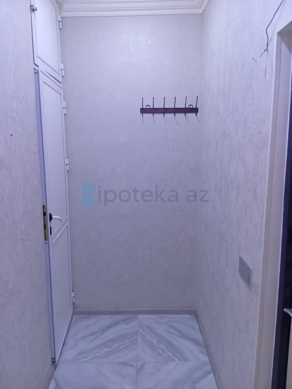 Satılır 2 otaqlı köhnə tikili 45 m²