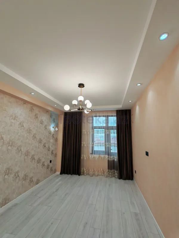 Satılır 3 otaqlı yeni tikili 90 m²