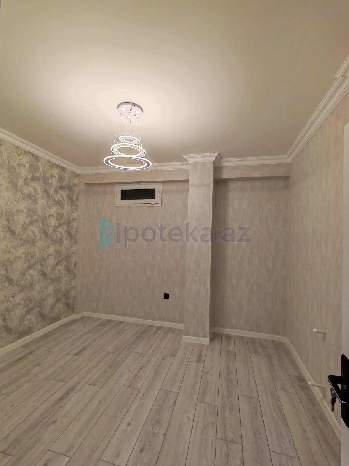 Satılır 3 otaqlı yeni tikili 90 m²