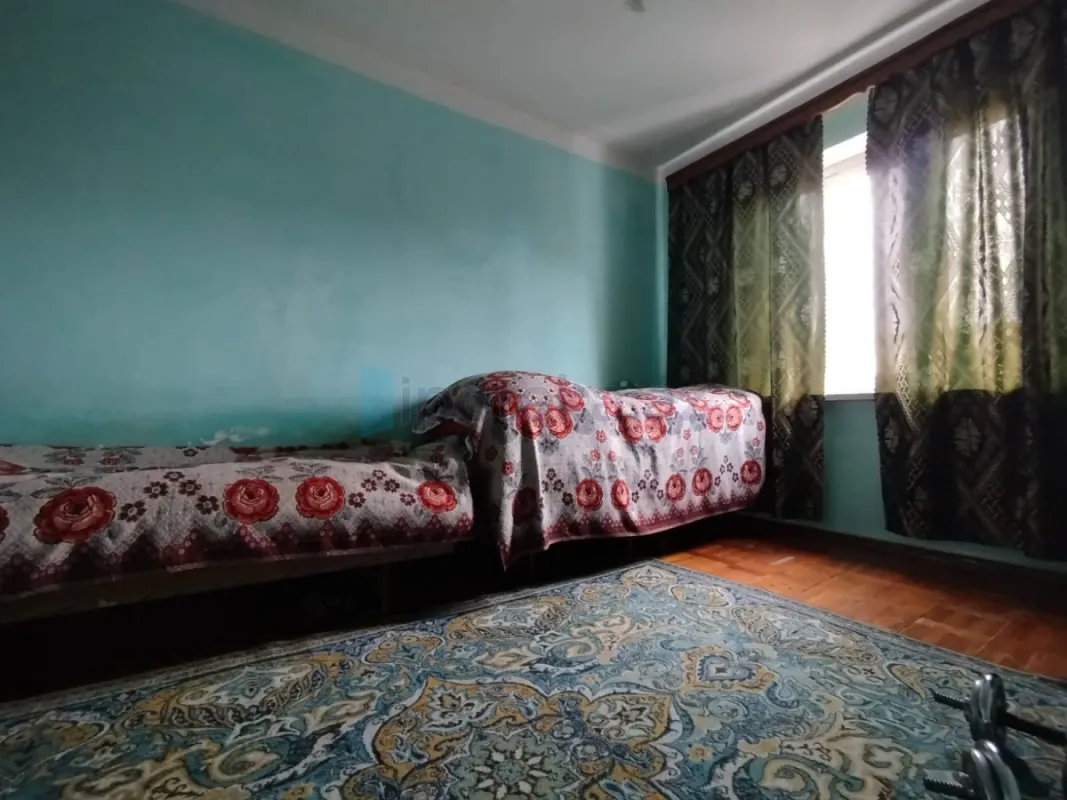 Satılır 4 otaqlı köhnə tikili 96 m²