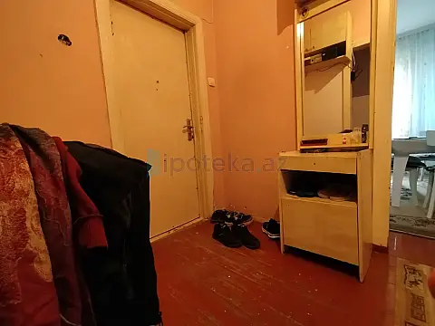 Satılır 4 otaqlı köhnə tikili 96 m²