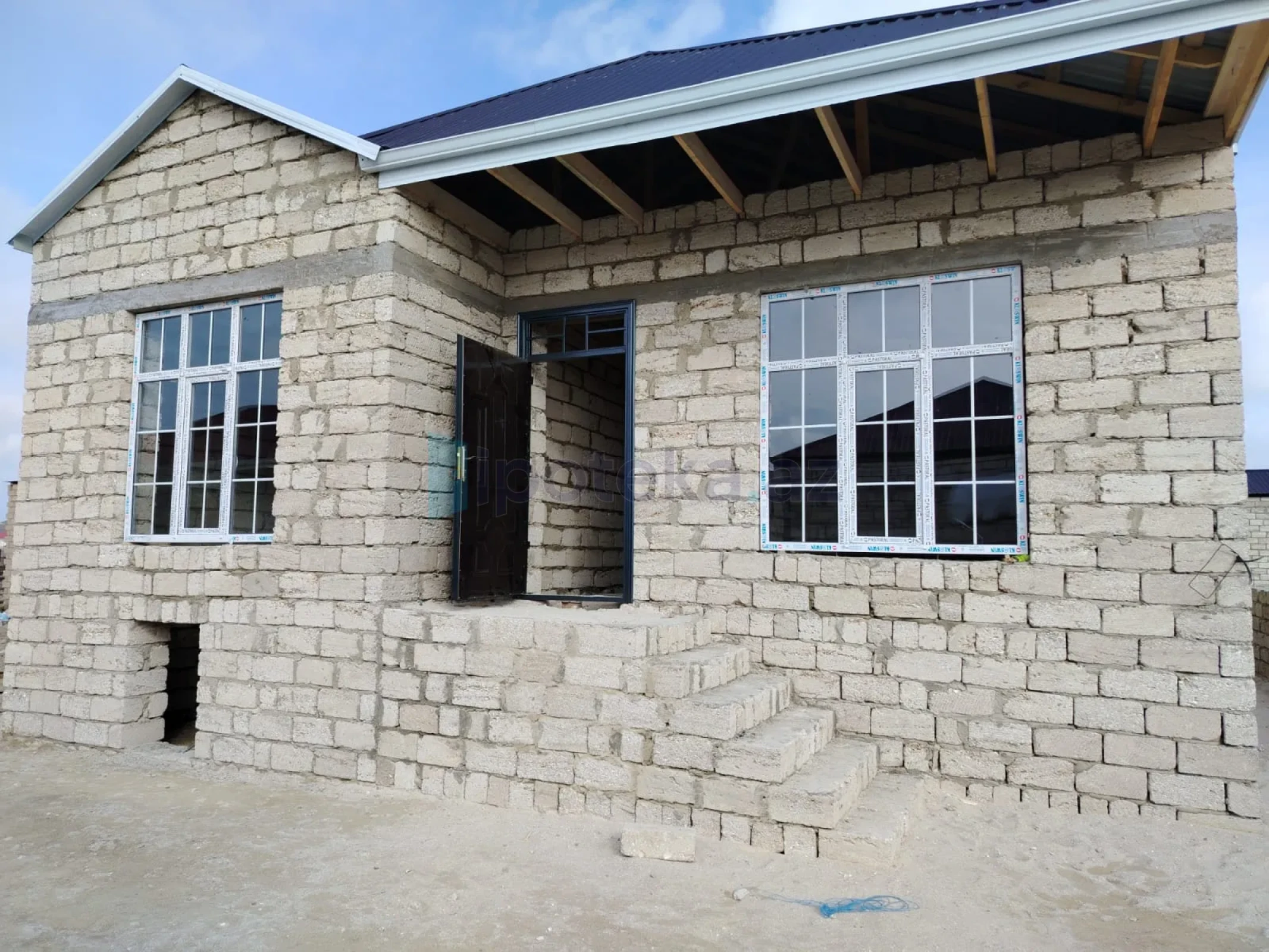 Satılır 3 otaqlı həyət evi 120 m²