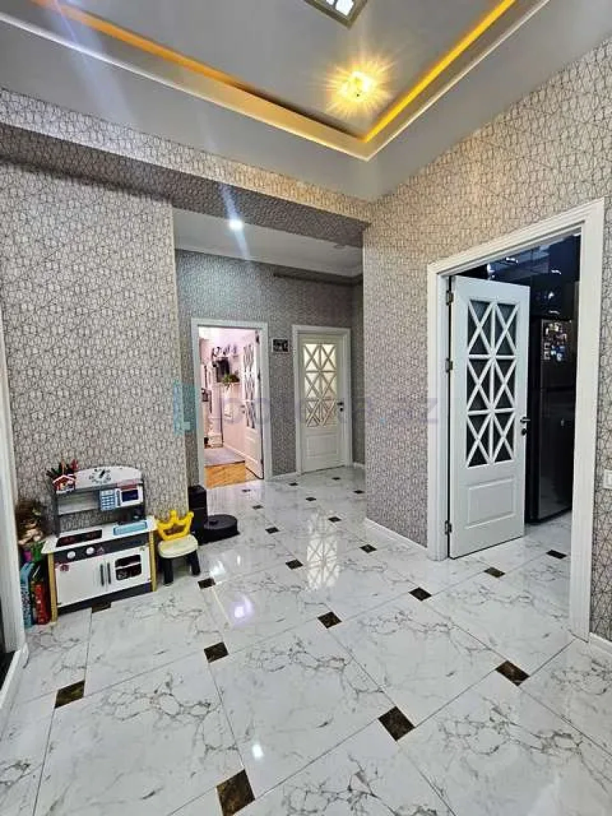 Satılır 2 otaqlı yeni tikili 71 m²