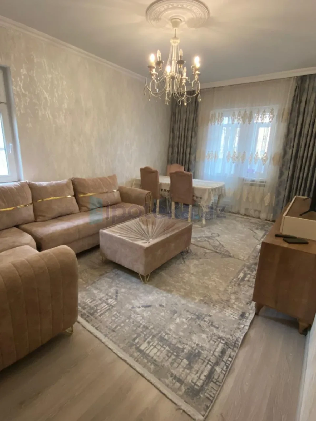Satılır 3 otaqlı köhnə tikili 61 m²