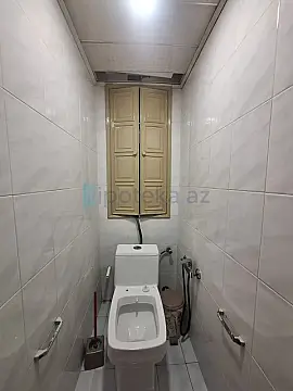 Satılır 3 otaqlı köhnə tikili 60 m²