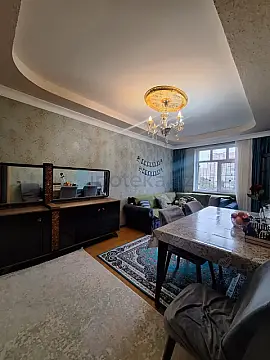 Satılır 3 otaqlı köhnə tikili 60 m² — Bakı, Yeni Günəşli 3 otaq 60.00 m²