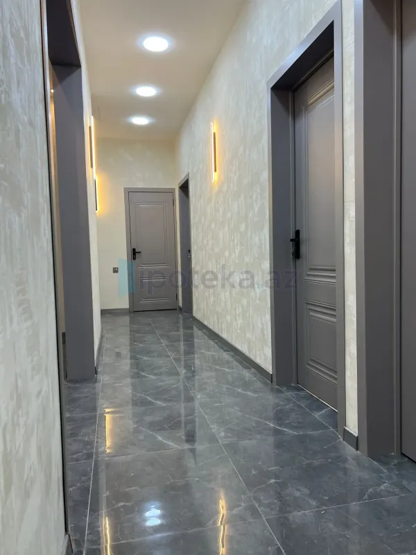 Satılır 4 otaqlı həyət evi
