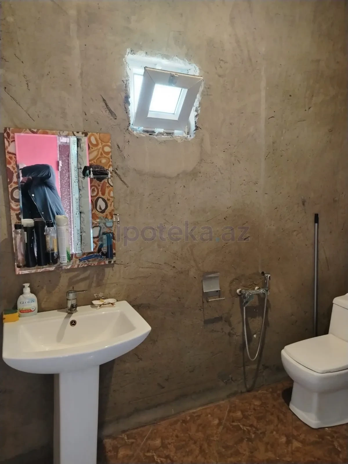Satılır 4 otaqlı həyət evi 120 m²