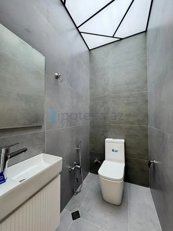 Satılır 3 otaqlı yeni tikili 105 m²