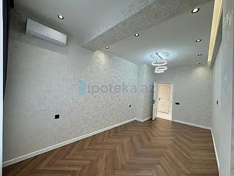Satılır 3 otaqlı yeni tikili 105 m²