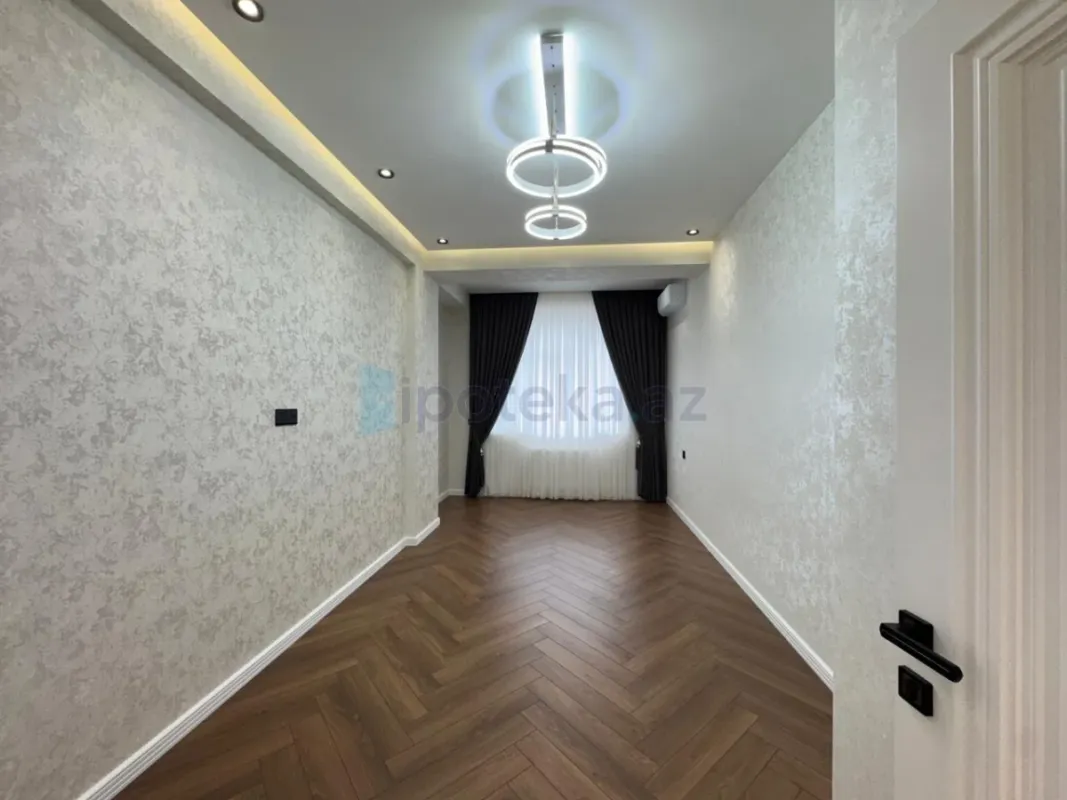Satılır 3 otaqlı yeni tikili 105 m²
