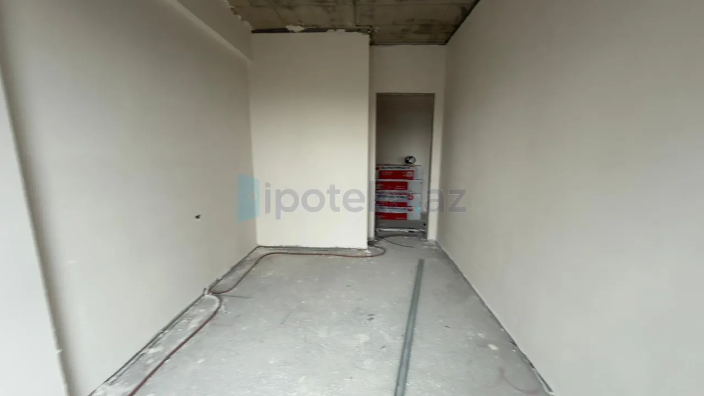 Satılır 3 otaqlı yeni tikili 78 m²
