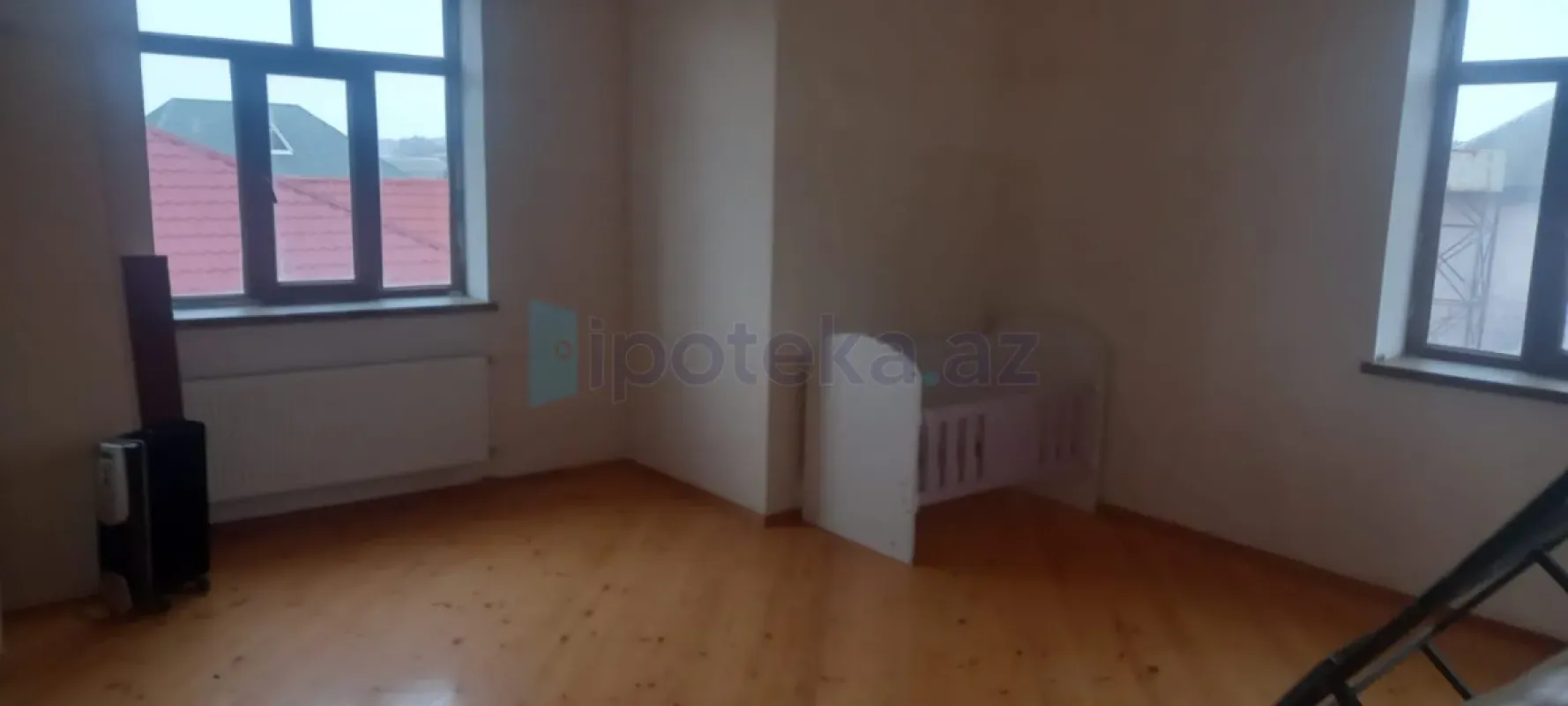 Satılır 7 otaqlı həyət evi 350 m²