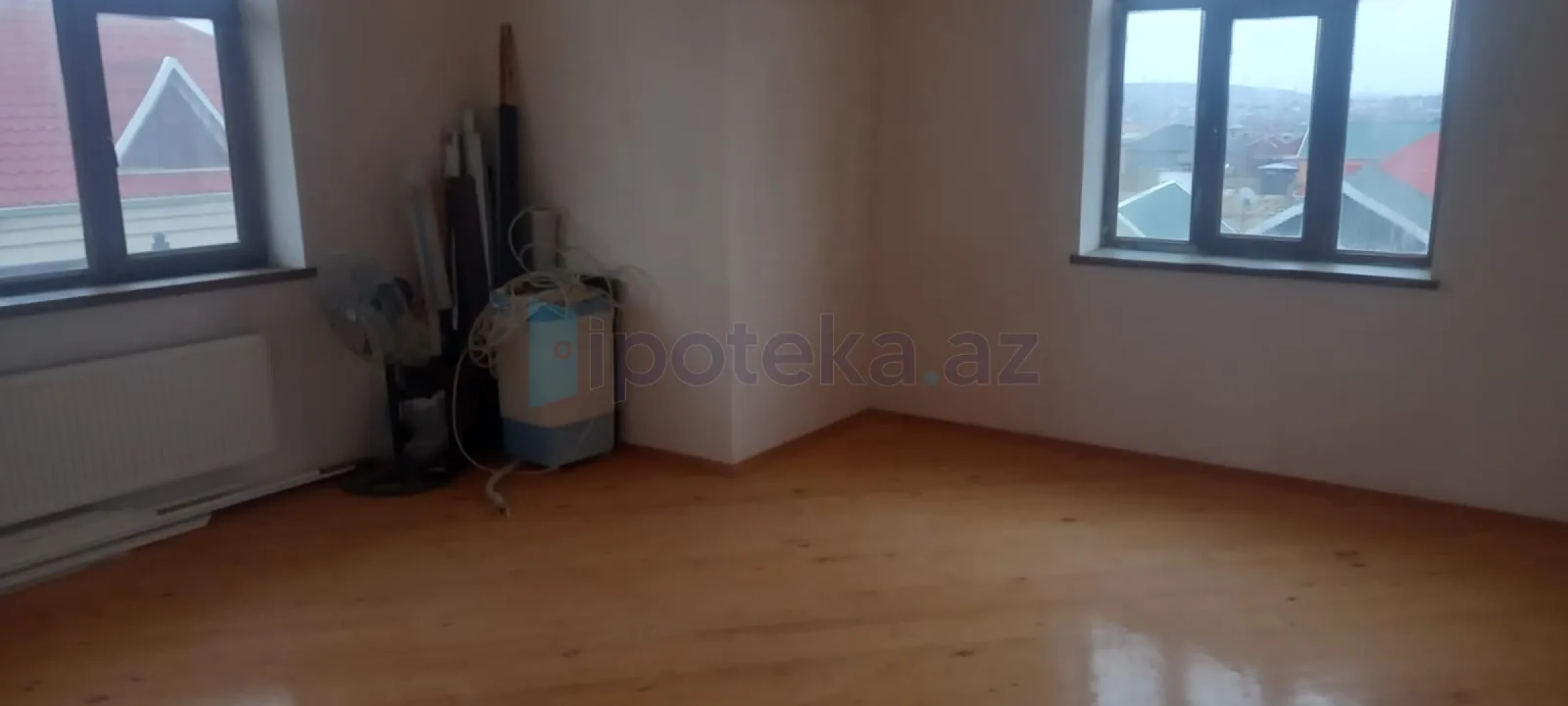 Satılır 7 otaqlı həyət evi 350 m²