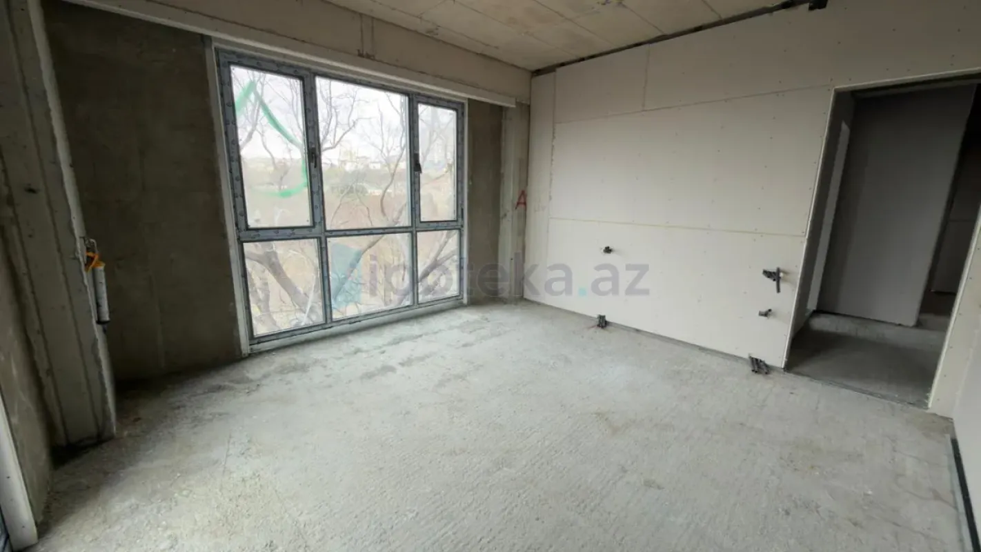 Satılır 3 otaqlı yeni tikili 87 m²