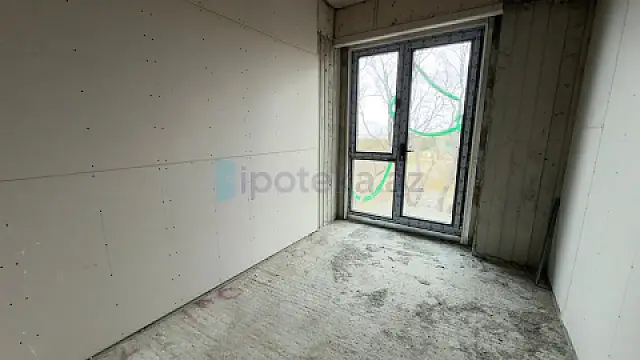 Satılır 3 otaqlı yeni tikili 87 m²