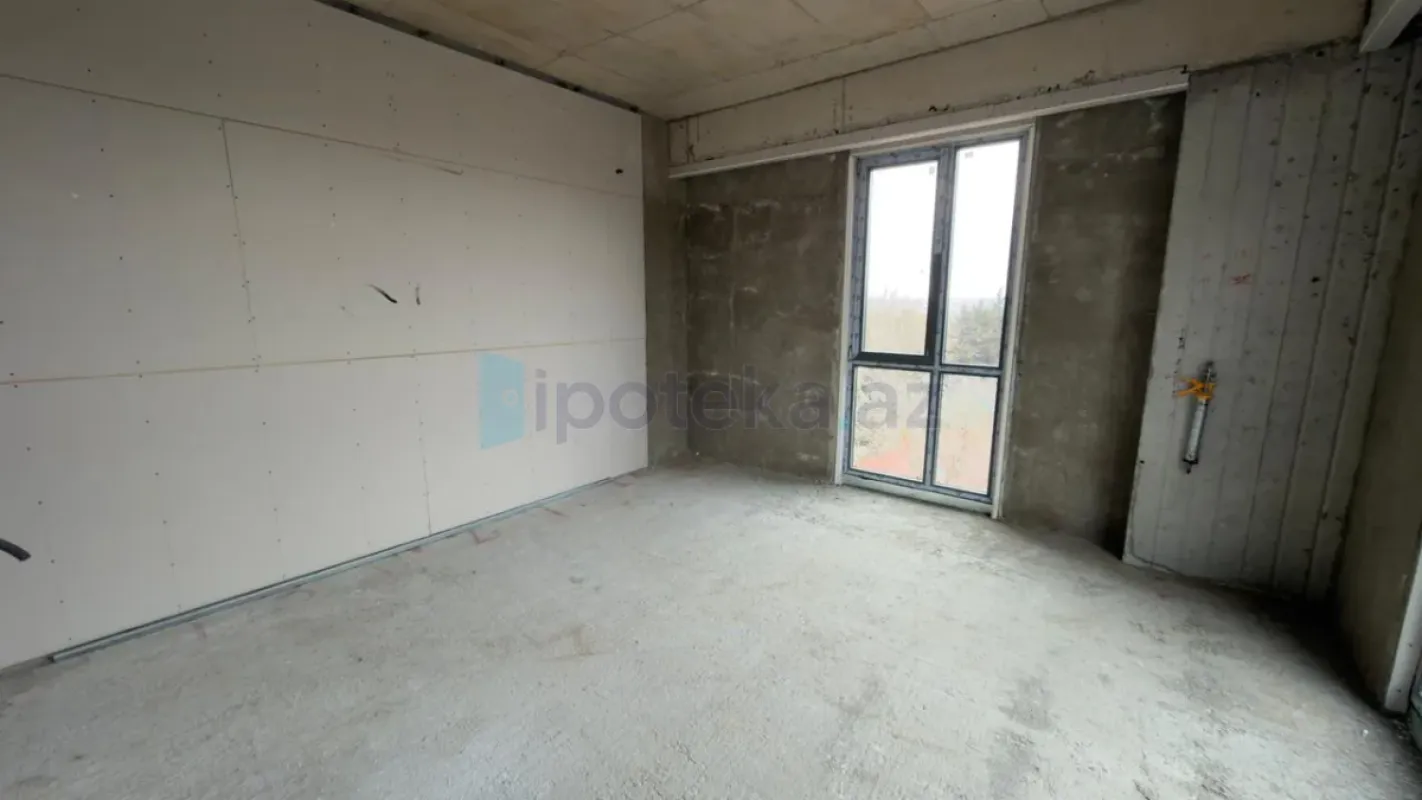 Satılır 3 otaqlı yeni tikili 87 m²
