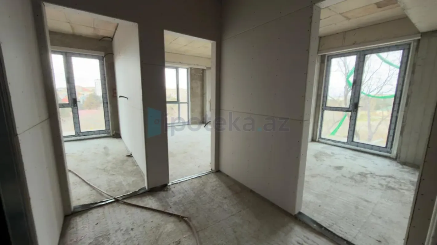 Satılır 3 otaqlı yeni tikili 87 m²
