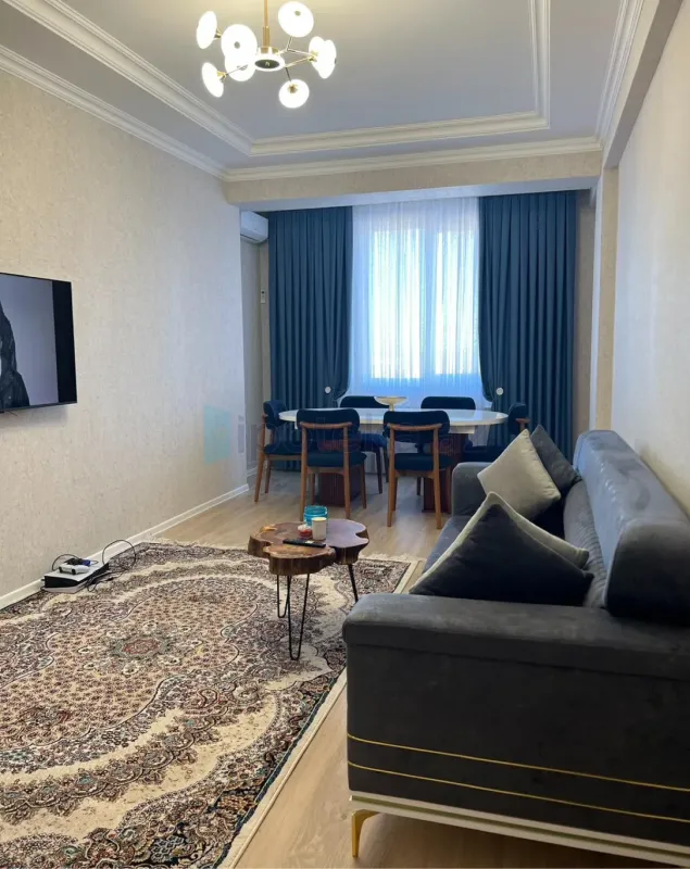 Satılır 2 otaqlı yeni tikili 81 m²