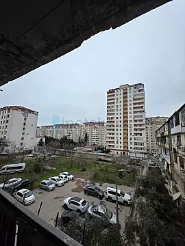 Satılır 1 otaqlı köhnə tikili 40 m²